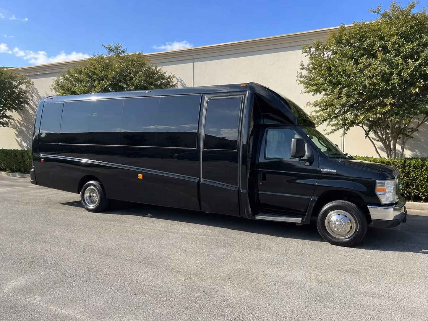 concert bus rentals in san jose